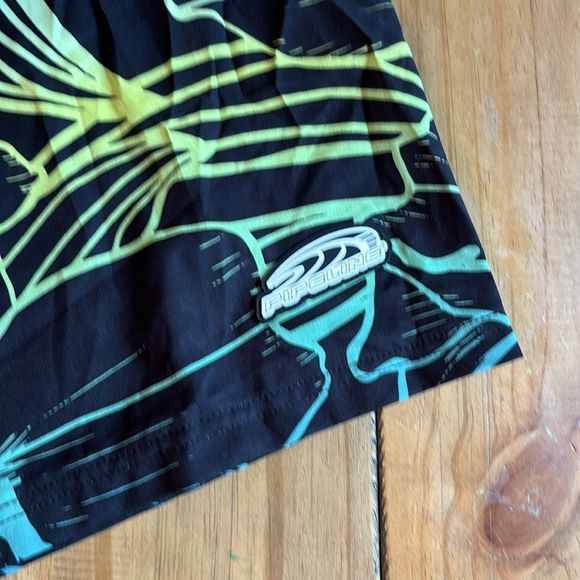 Pipeline Swim Trunks - Picture 4 of 4